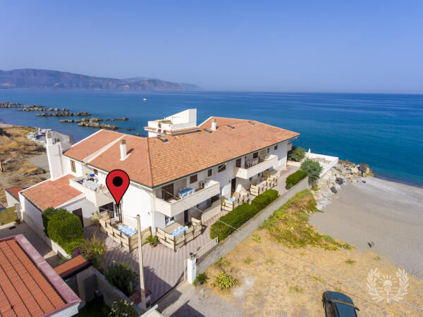Cannotta Beach - Alicudi — Messina
